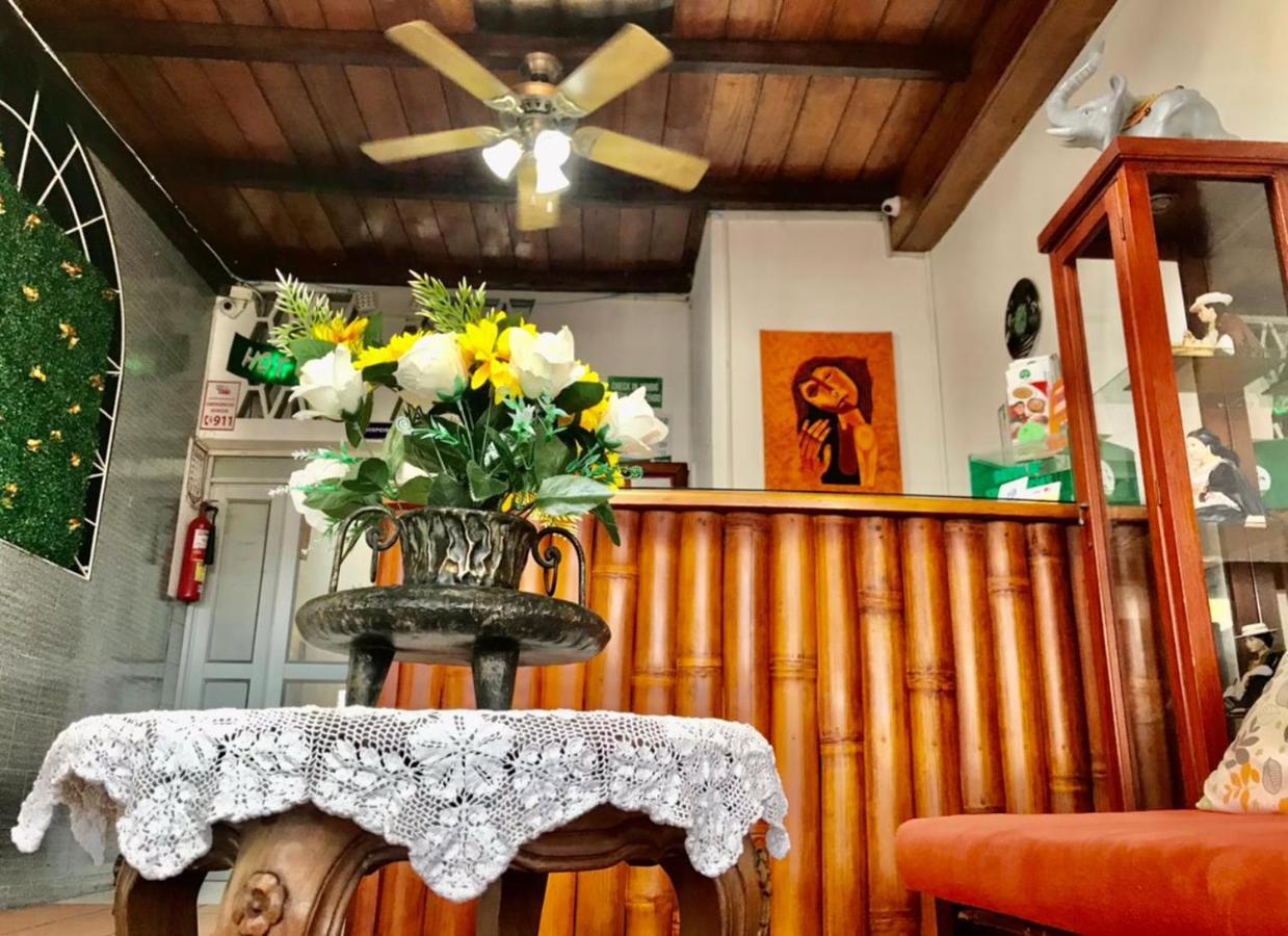 Hotel Las Palmas Esmeraldas Dış mekan fotoğraf