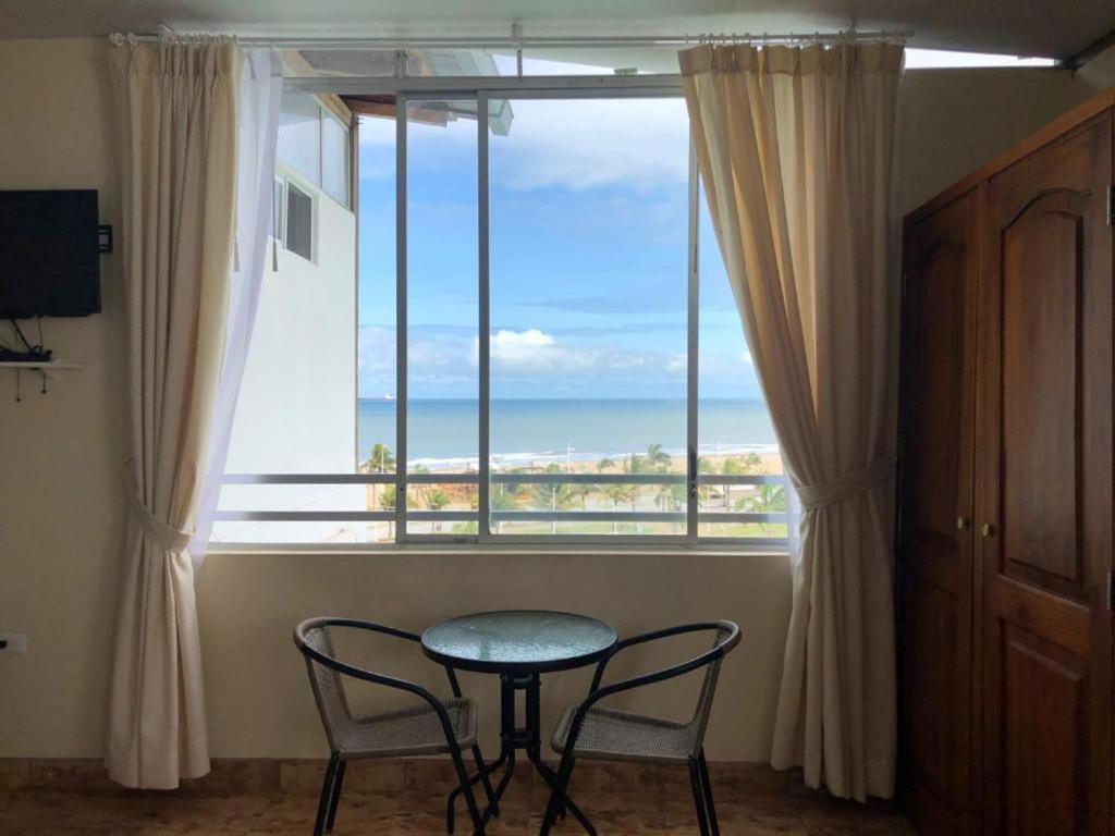 Hotel Las Palmas Esmeraldas Dış mekan fotoğraf