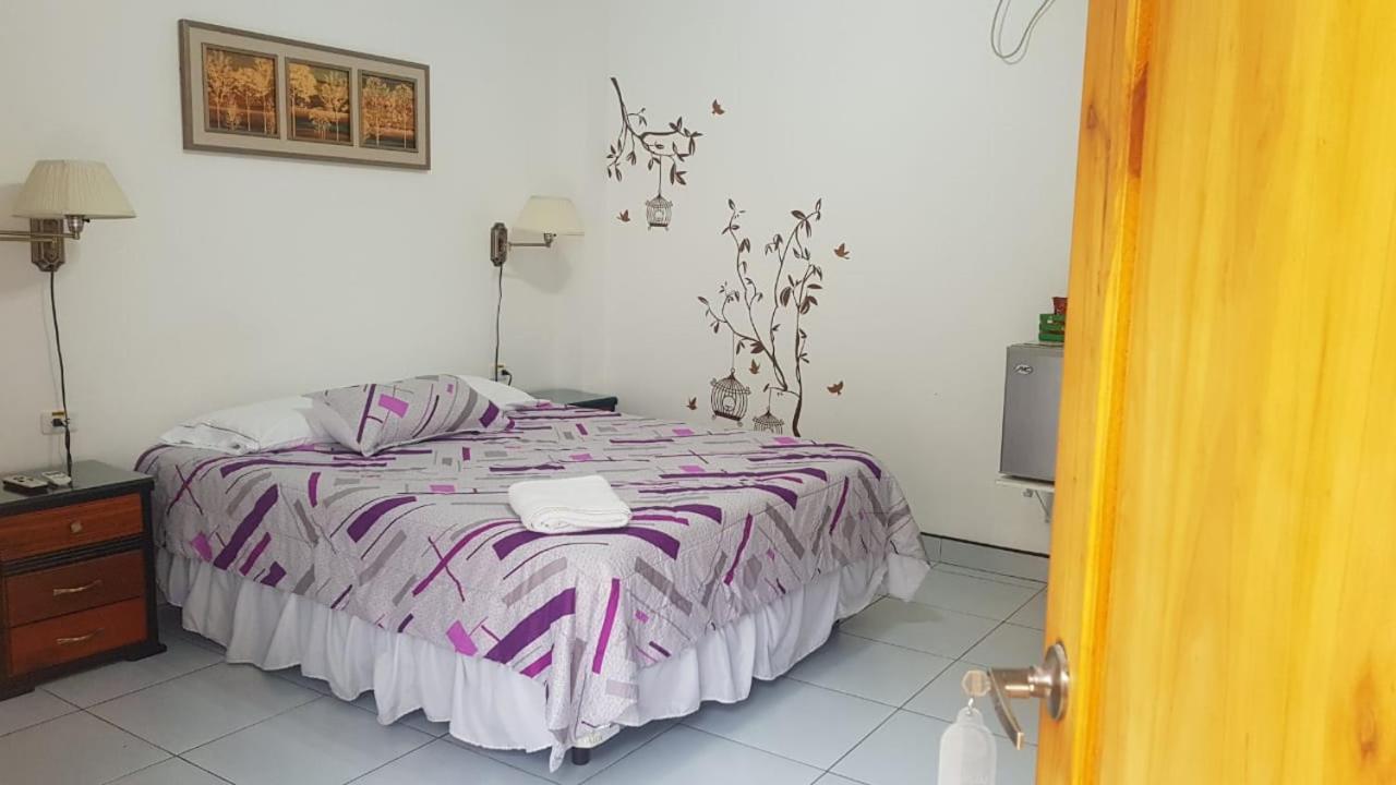 Hotel Las Palmas Esmeraldas Dış mekan fotoğraf